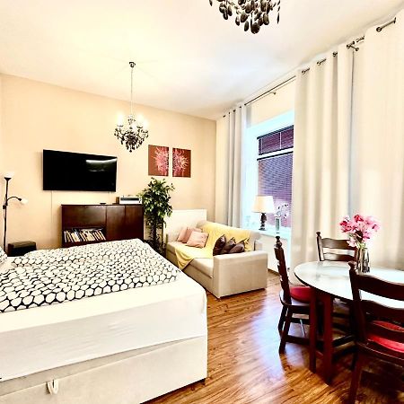 Home Away Main Square Apartment Poprad Extérieur photo
